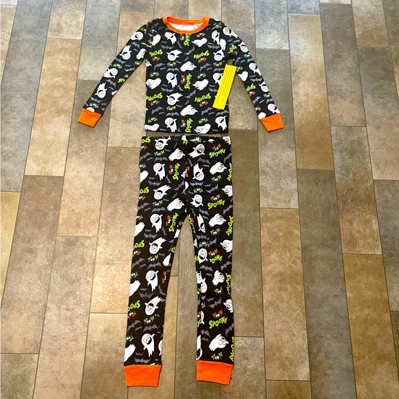 Kids Halloween Pajama Set Size 6 - Picture 2 of 3